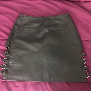 Wilsons Leather Side Cutout Miniskirt Sz6